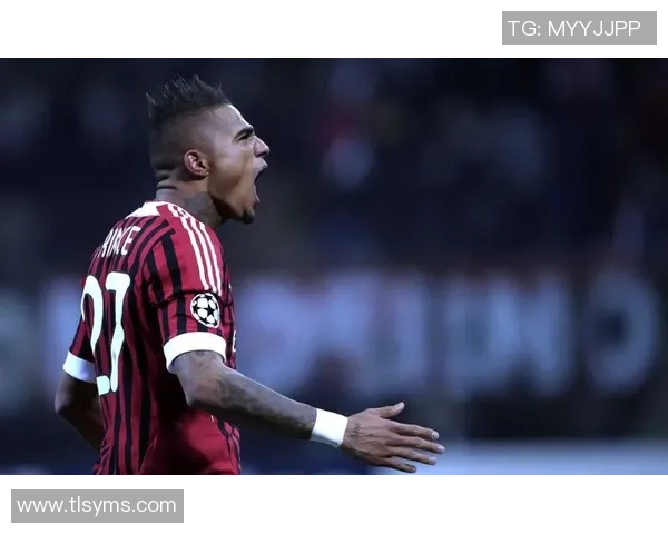 足球巨星争霸赛：打造属于你的梦幻球队征战全球赛场